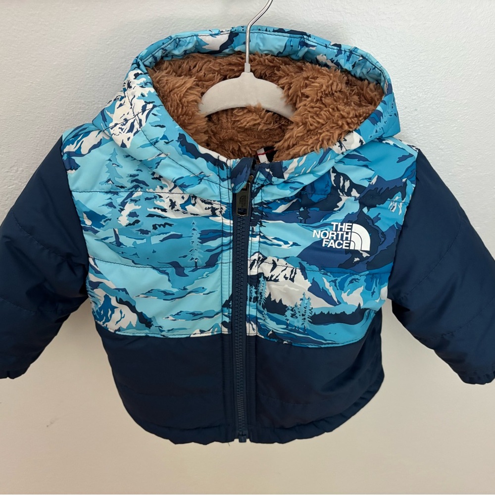 The North Face Blue and Navy Kids Puffer Jacket